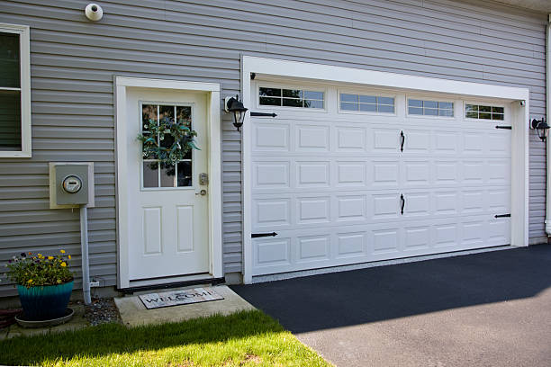 24/7 Emergency Garage Door Panel Replacement experts in Wellington, UT